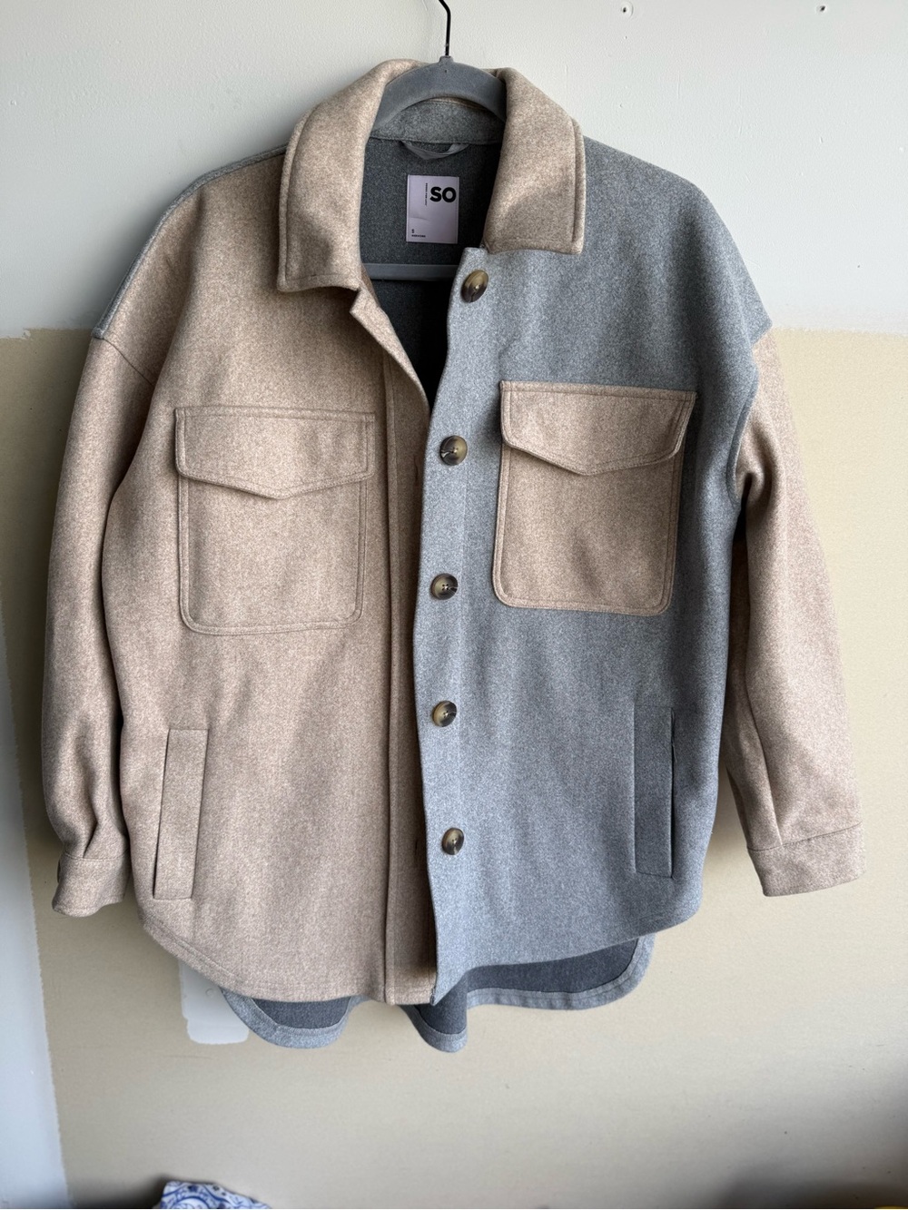 SO Two-Tone Shacket in Beige and Gray